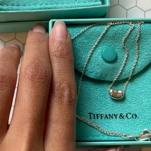 Tiffany & Co. small bean necklace sterling silver